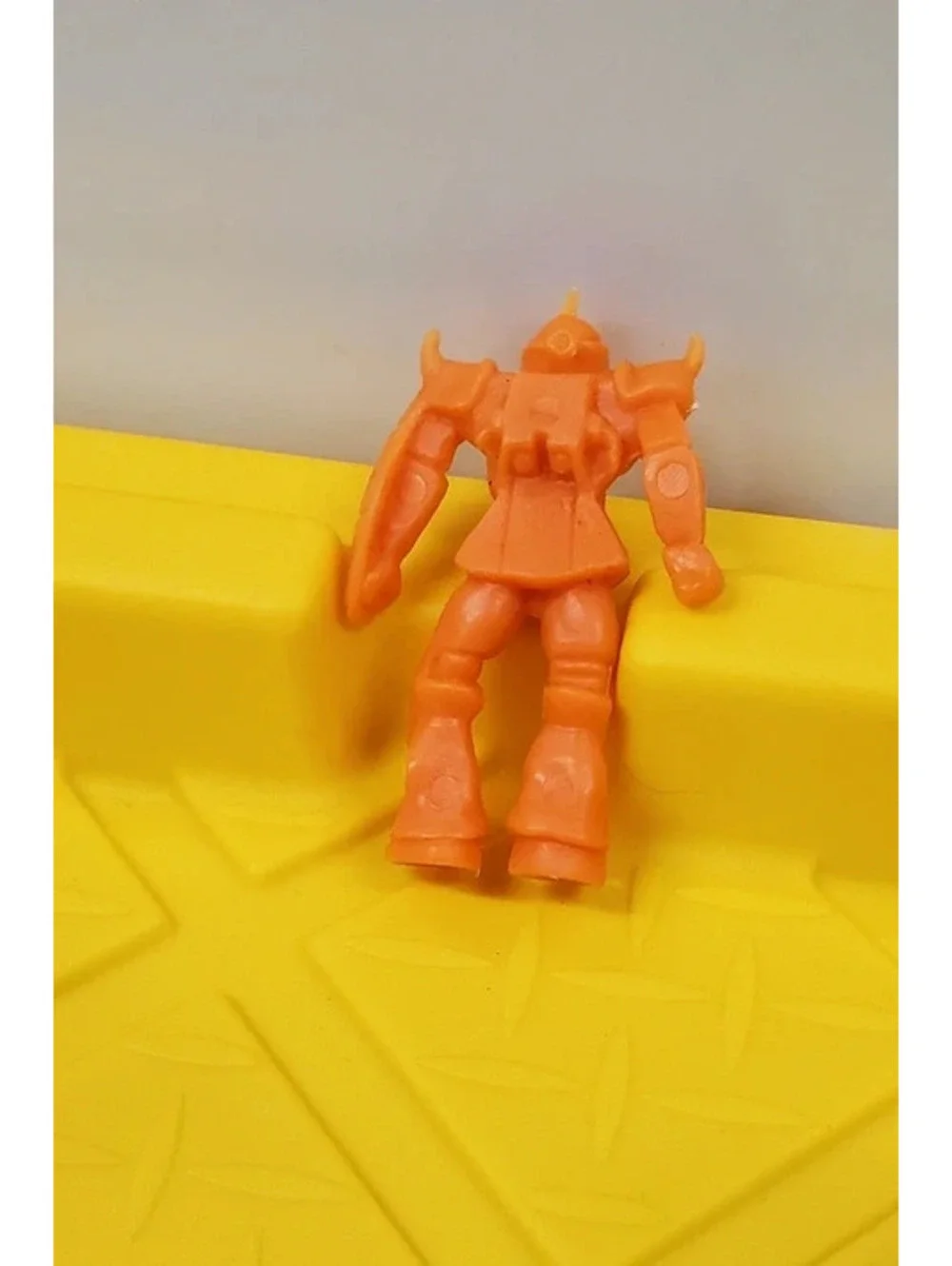 Vintage Mobile Suit Gundam Orange Eraser Mini Figure Retro Keshi Collectible